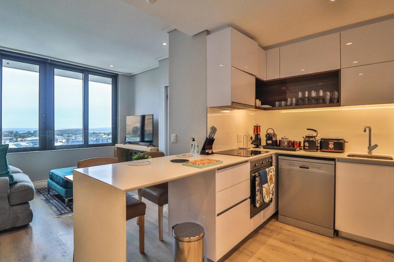 Sixteen On Bree 2015 By Ctha Apartment Cape Town