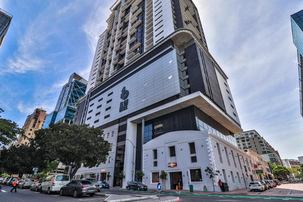 Apartment Sixteen On Bree 2015 By Ctha Cape Town
