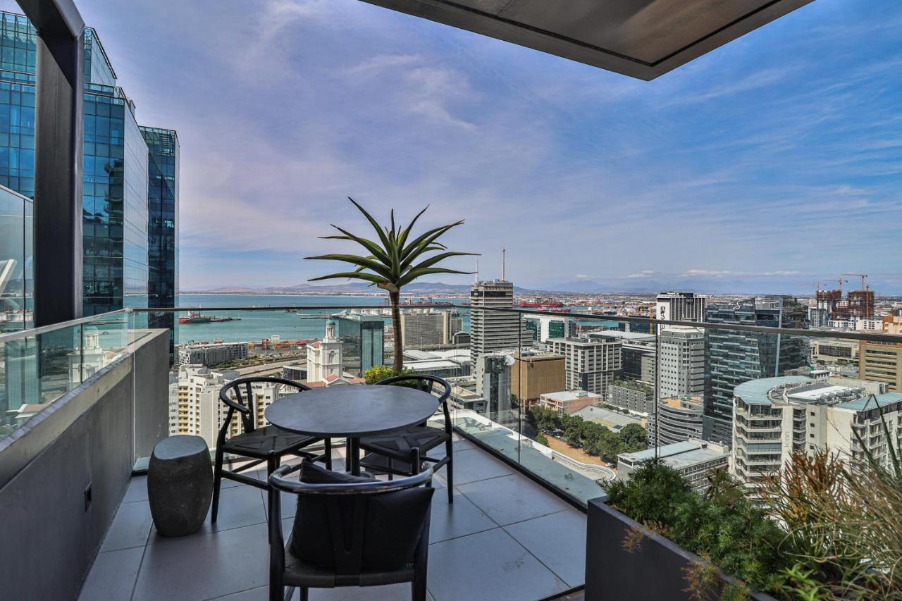 Apartment Sixteen On Bree 2015 By Ctha