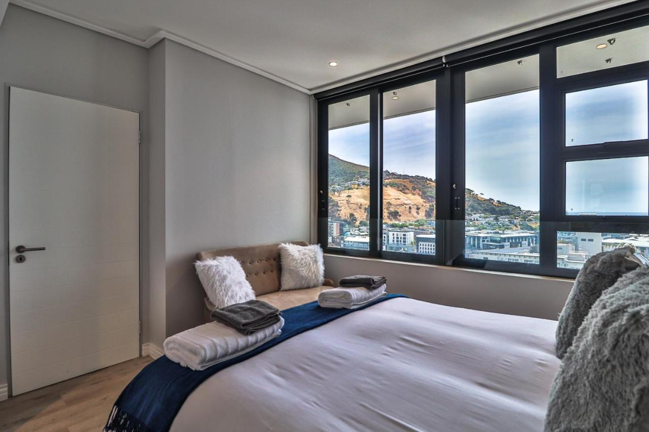Apartment Sixteen On Bree 2015 By Ctha